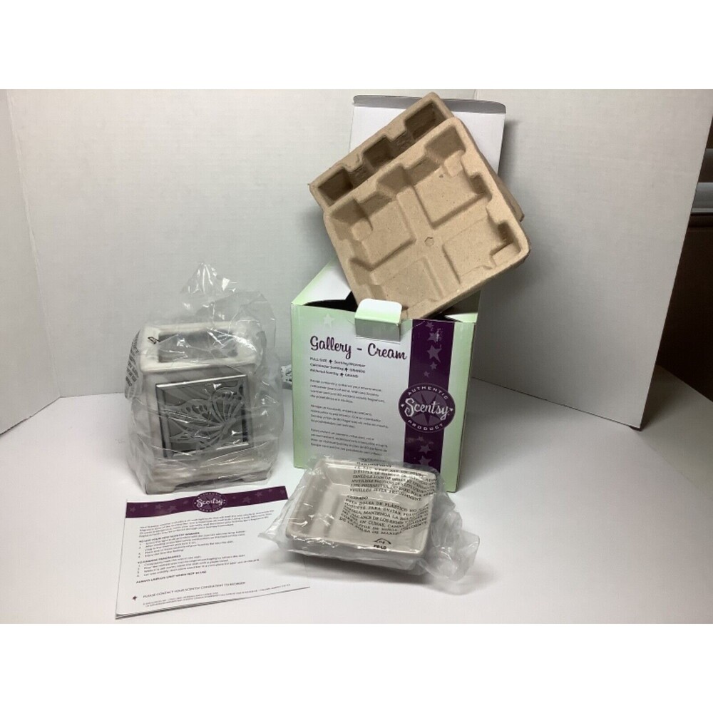 Scentsy Cream Gallery Frame side Wax Scent Warmer with frame silver Monarch